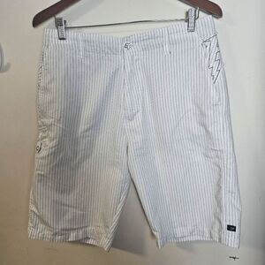 Foxriders Co Striped Bermuda Shorts Men's White/Black Size 32